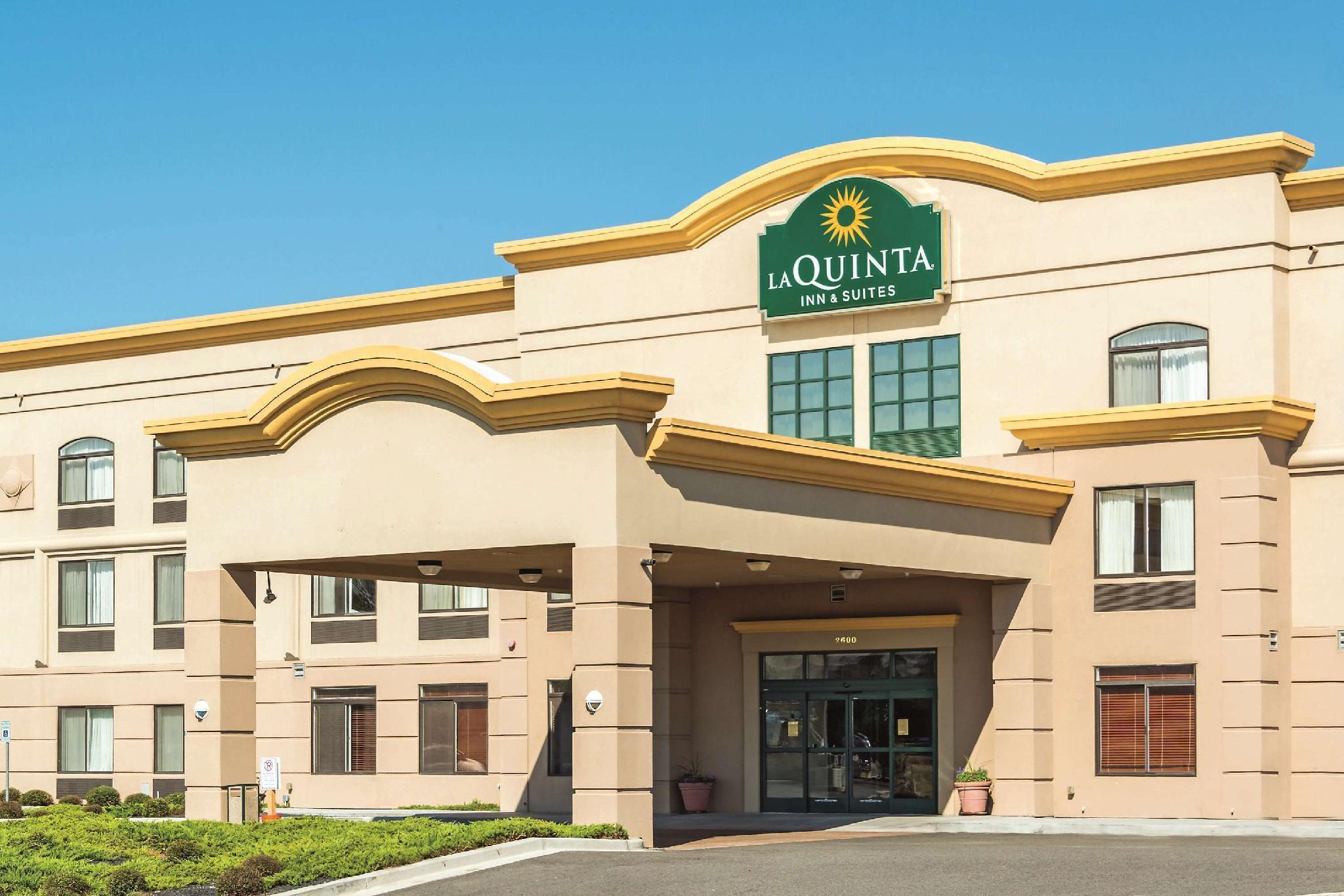 La Quinta By Wyndham Kennewick Hotel Exterior foto